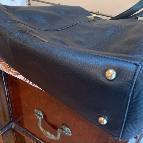 Antonio Melani Italian Pebbled Leather Chain Links Black Tote Shoulder Bag - Picture 6 of 13